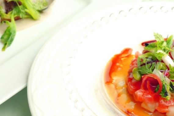 旬の食材を使用した季節のお料理もご提供